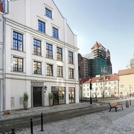 Sweet Aparthotel 4*